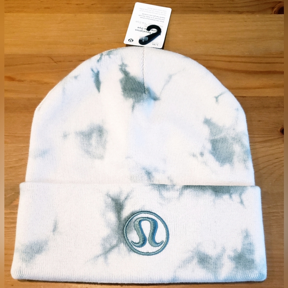 NWT Lululemon Warm Revelation Beanie Tie Dye